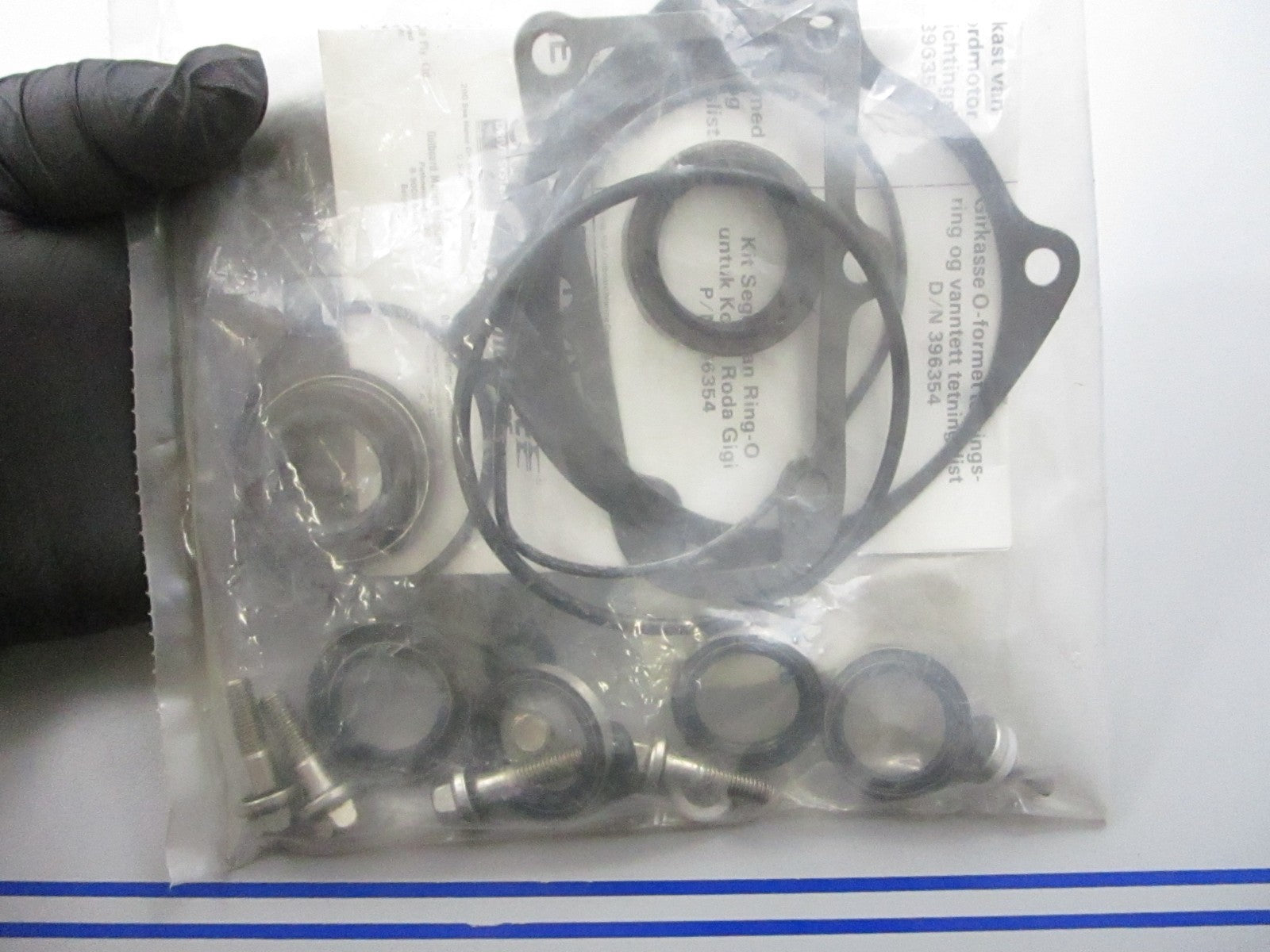 *NEW OEM* 0810 OMC Johnson Evinrude Seal Kit 396354 0396354