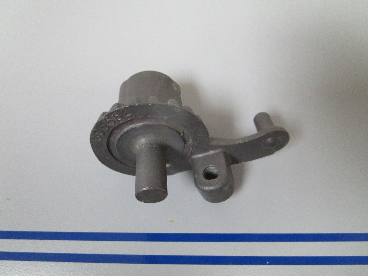 NEW OEM 305562 0305562 OMC Johnson Evinrude Throttle Control 0720