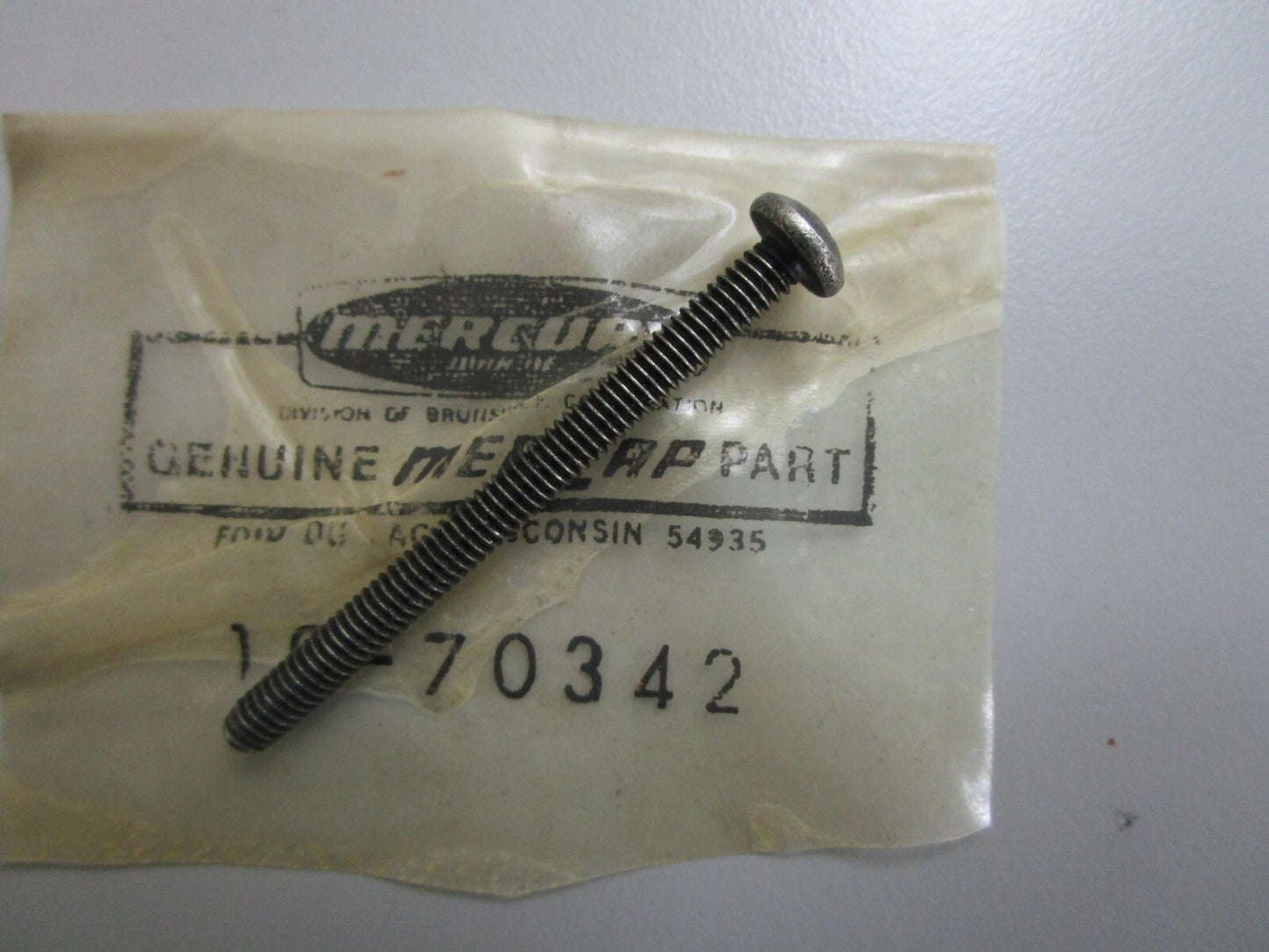 *NEW OEM* 0810 Mercury Quicksilver Screw 10-70342