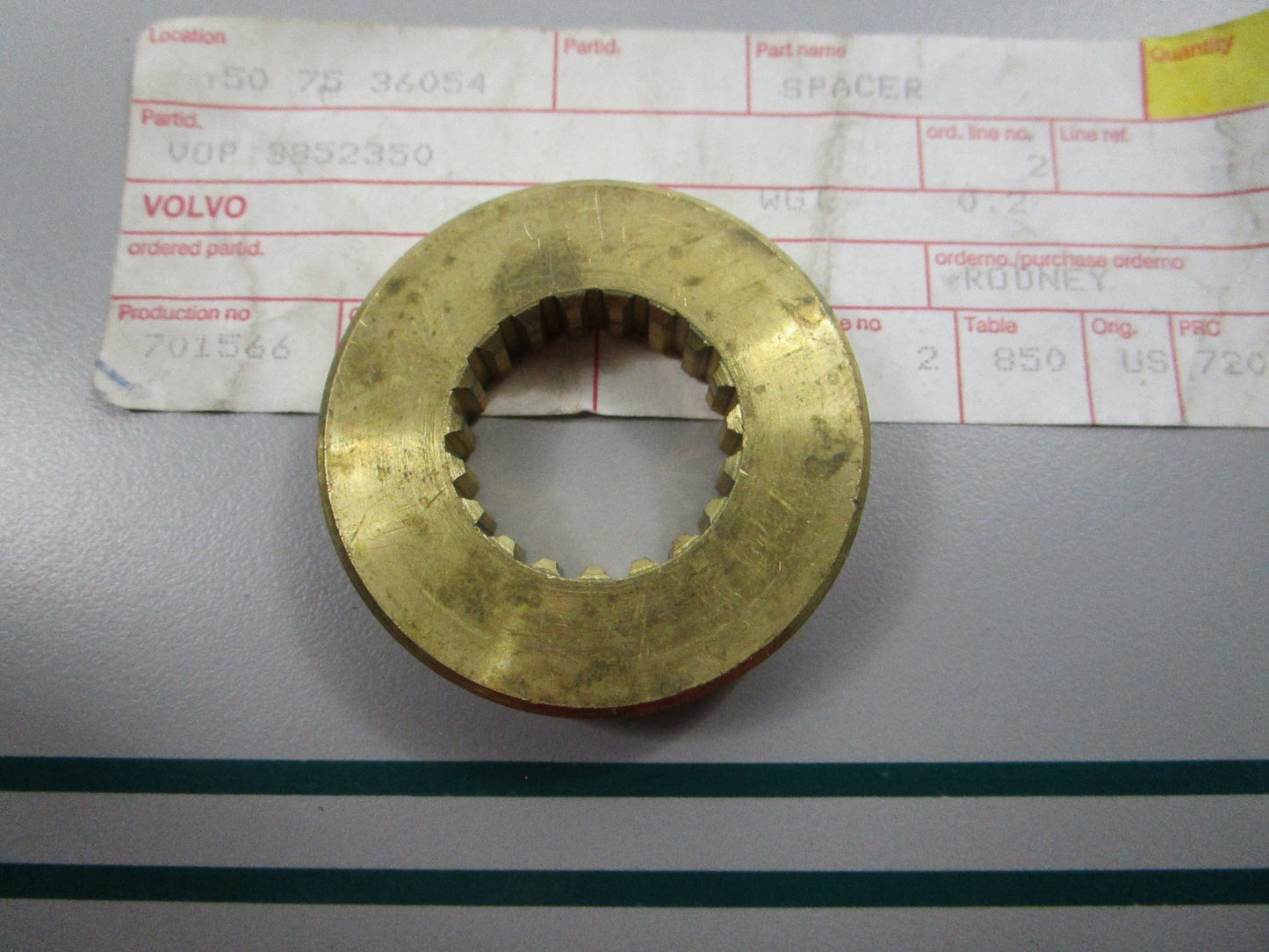 NEW OEM 3852350 Volvo Penta Spacer 0810