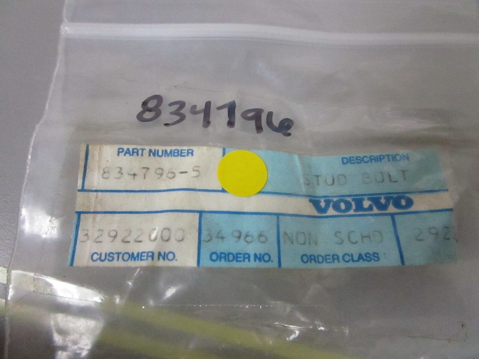 *NEW OEM* 0810 Volvo Penta Stud Bolt 834796