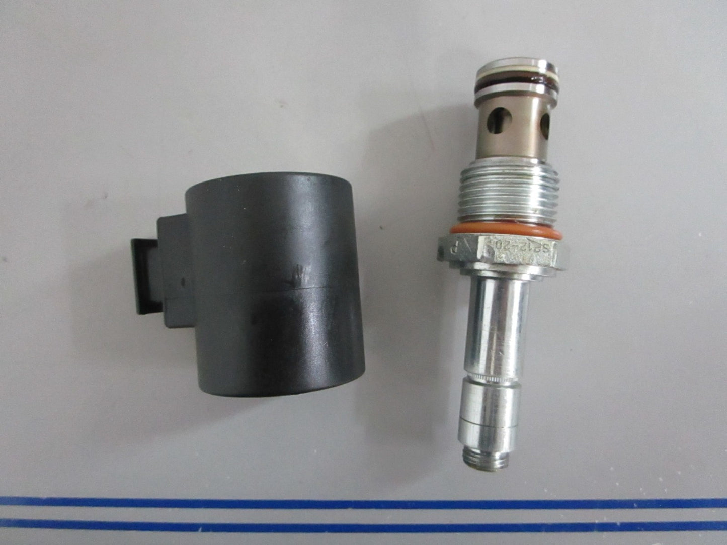 *NEW OEM* 0820 Crown Proportional Solenoid 135800-001