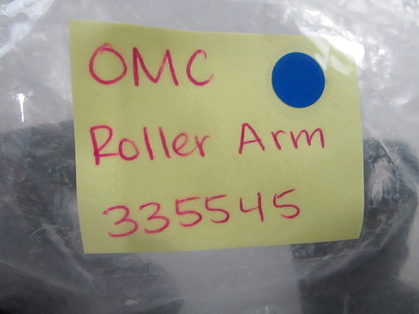 *NEW OEM* 0810 OMC Johnson Evinrude Roller Arm 335545 0335545