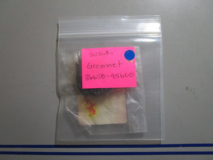 *NEW OEM* 0810 Suzuki Grommet 36658-95600