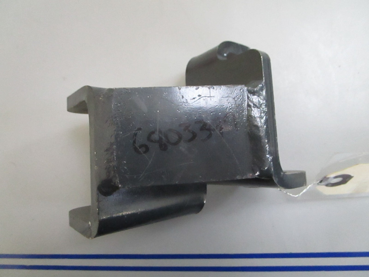 *NEW OEM* 0820 Bobcat Bracket 6803397