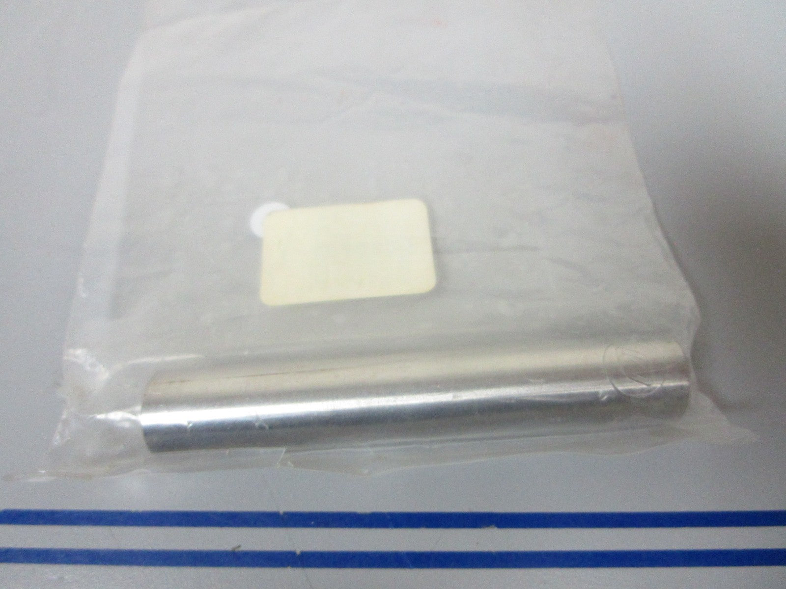 *NEW OEM* 0720 OMC Johnson Evinrude Pin 320792 0320792