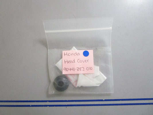 *NEW OEM* 0770 Honda Head Cover 90441-ZE2-010