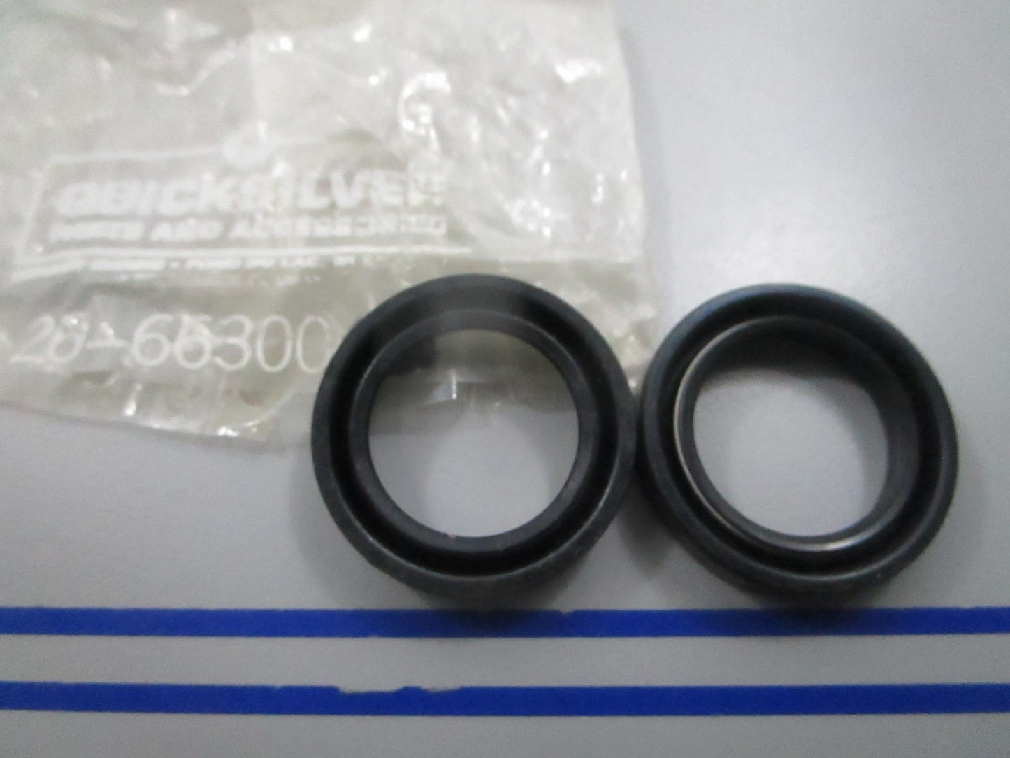 *NEW OEM* (LOT OF 2) 0810 Mercury Quicksilver Seal 26-66300