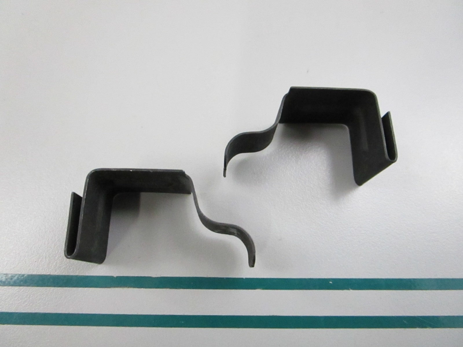 NEW OEM (LOT OF 2) 297092 Whirlpool Spring Clip 0810