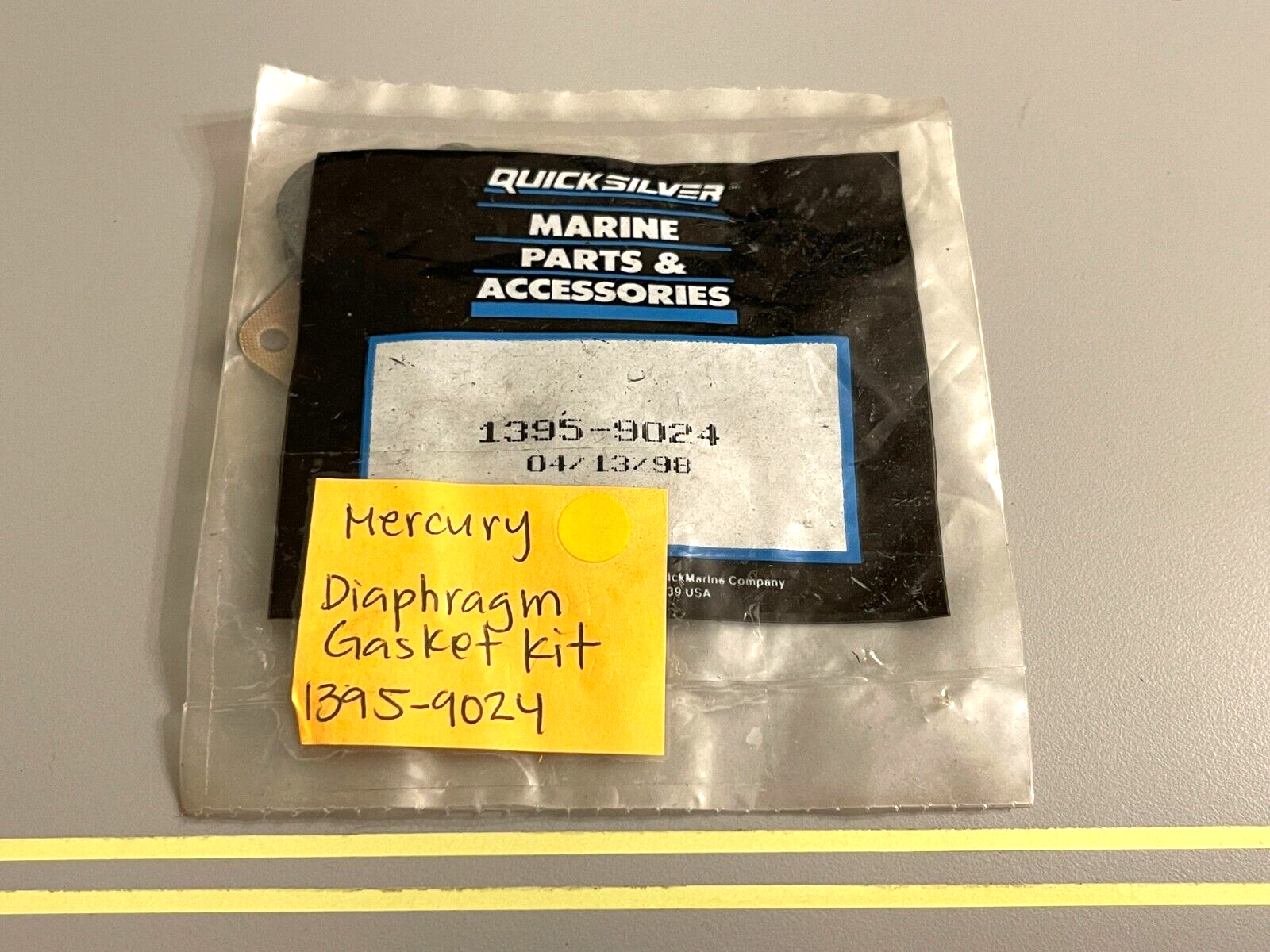*NEW OEM* 0750 Mercury Quicksilver DIAPHRAGM GASKET KIT  1395-9024