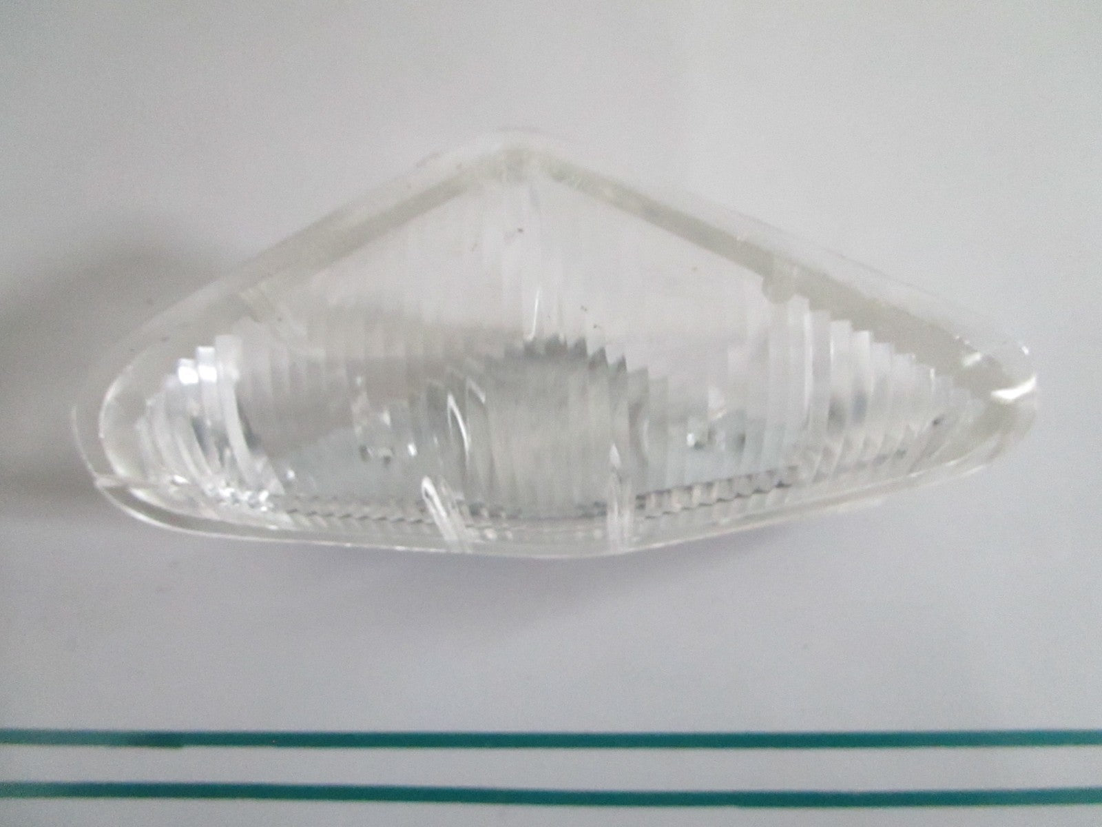 NEW OEM 1118260590 Mercedes-Benz Left Lens 0820