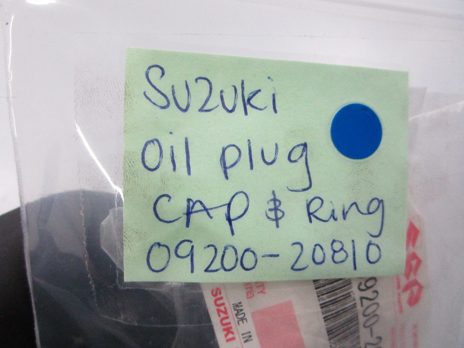 *NEW OEM* 0810 Suzuki Oil Plug Cap & Ring 09200-20810