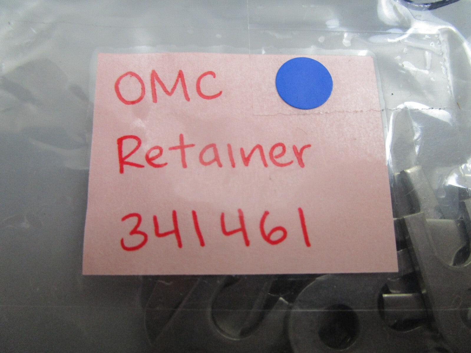 *NEW OEM* 0810 OMC Johnson Evinrude Retainer 341461 0341461