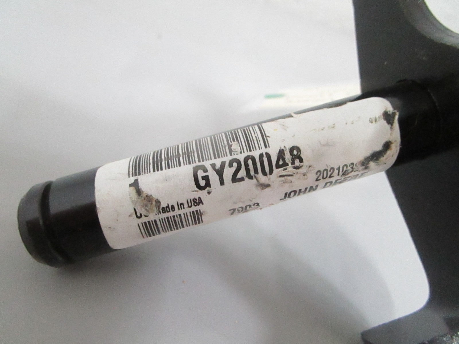 NEW OEM GY20048 John Deere Right Hand Spindle 0820