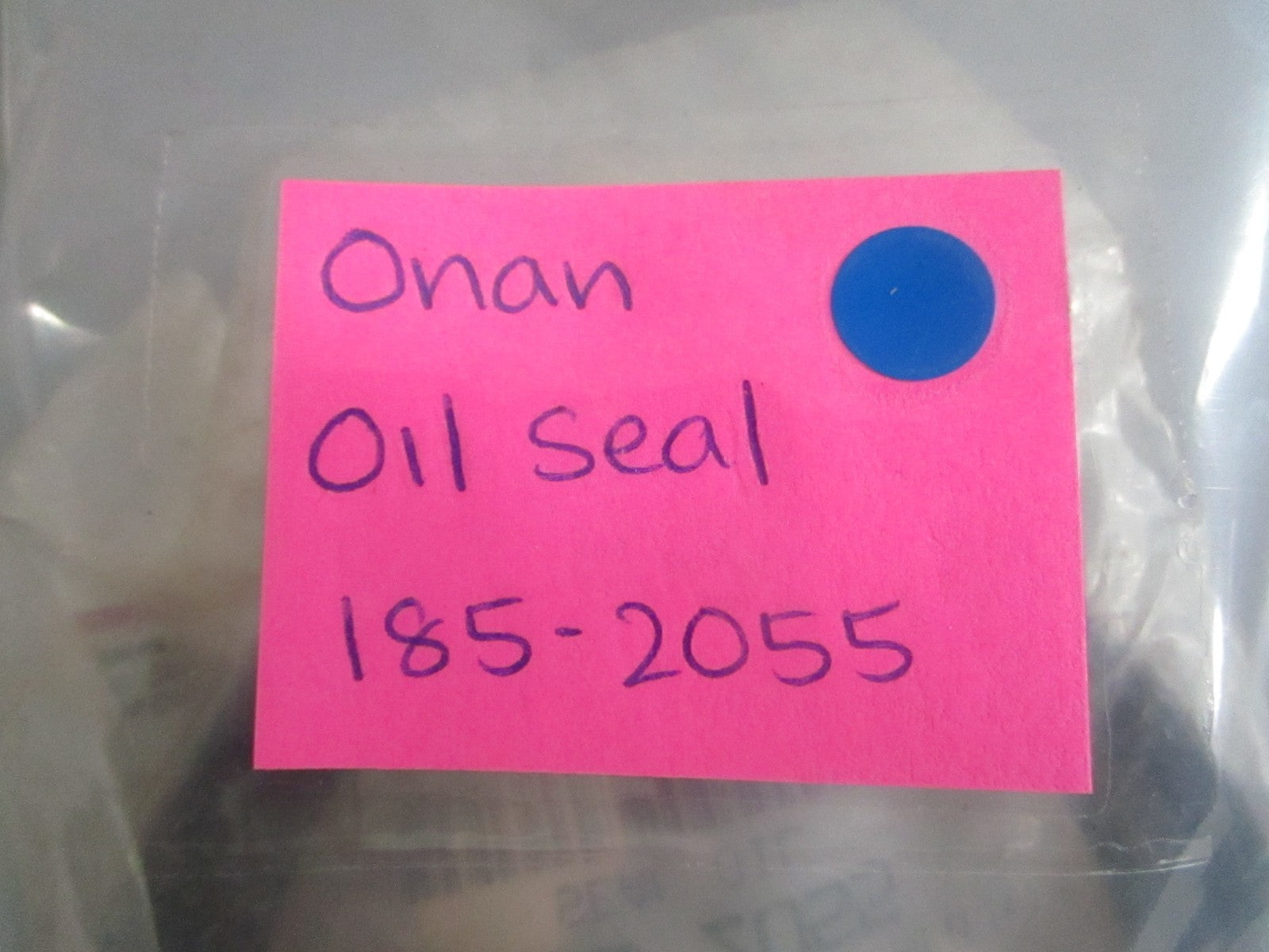 NEW OEM 185-2055 Onan Oil Seal 0820