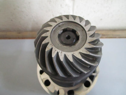*NEW OEM* 0820 OMC Johnson Evinrude Bearing Housing 981221 0981221