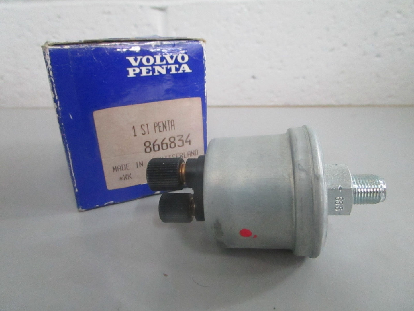 *NEW OEM* 0820 Volvo Penta Oil Pressure Sensor 866834