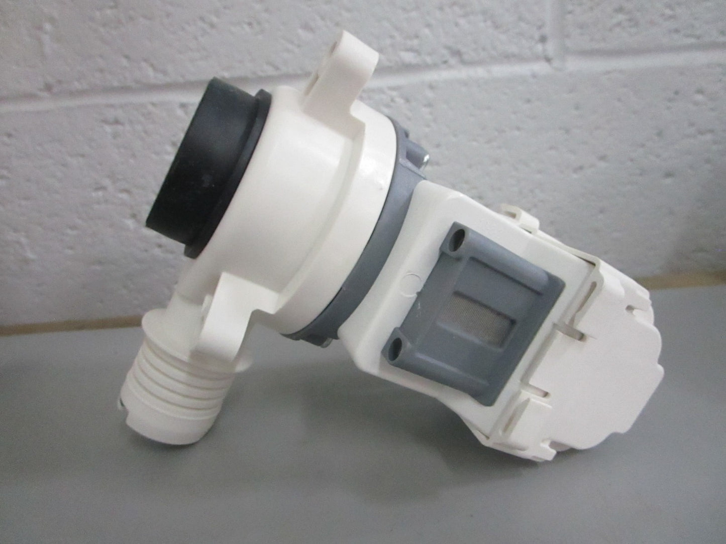 *NEW OEM* 0820 Whirlpool Water Pump W11399437