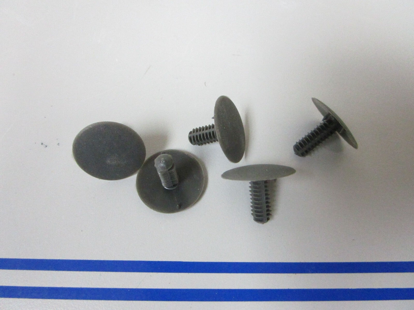 *NEW OEM* (LOT OF 5) 0770 Yamaha Rivet 90269-05914-00