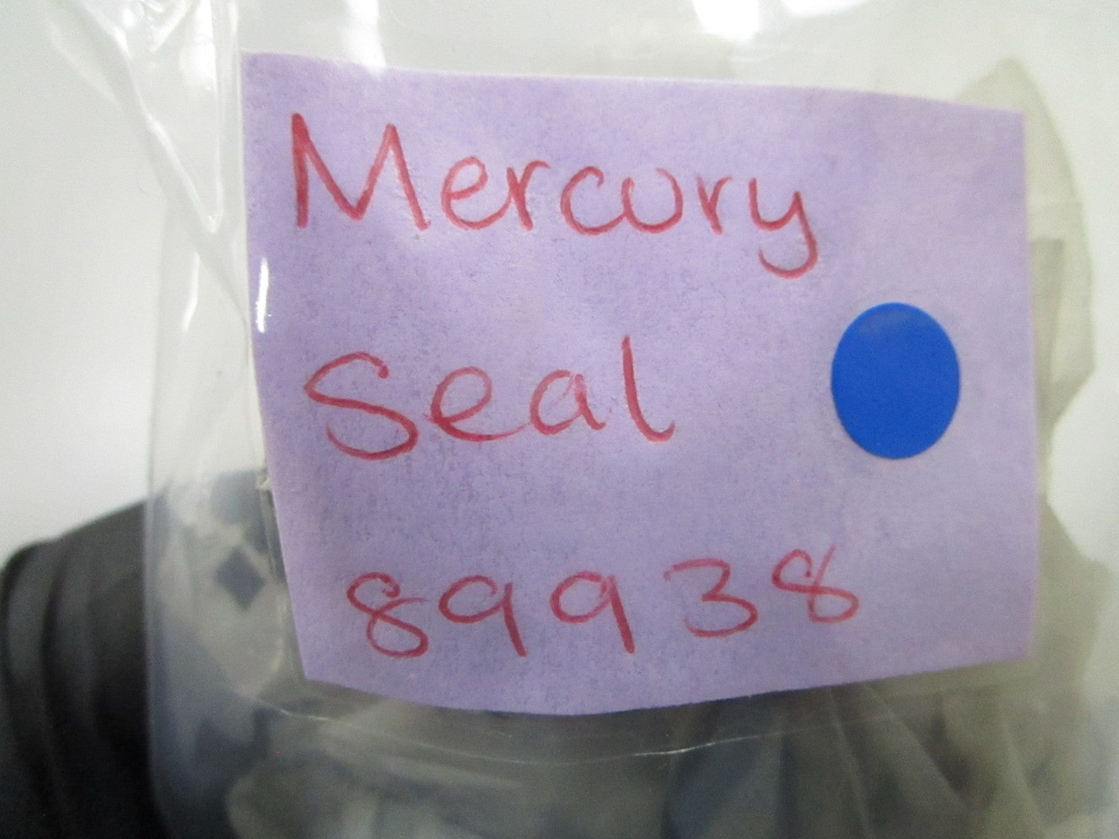 *NEW OEM* 0810 Mercury Quicksilver Seal 89938