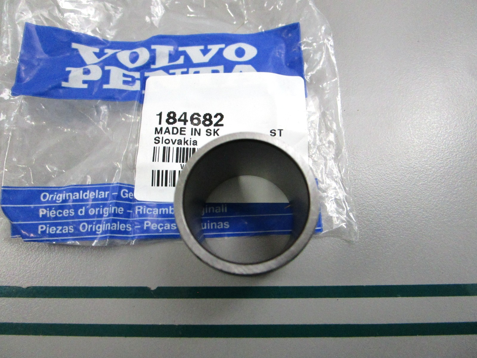 NEW OEM 184682 Volvo Penta Inner Ring 0810