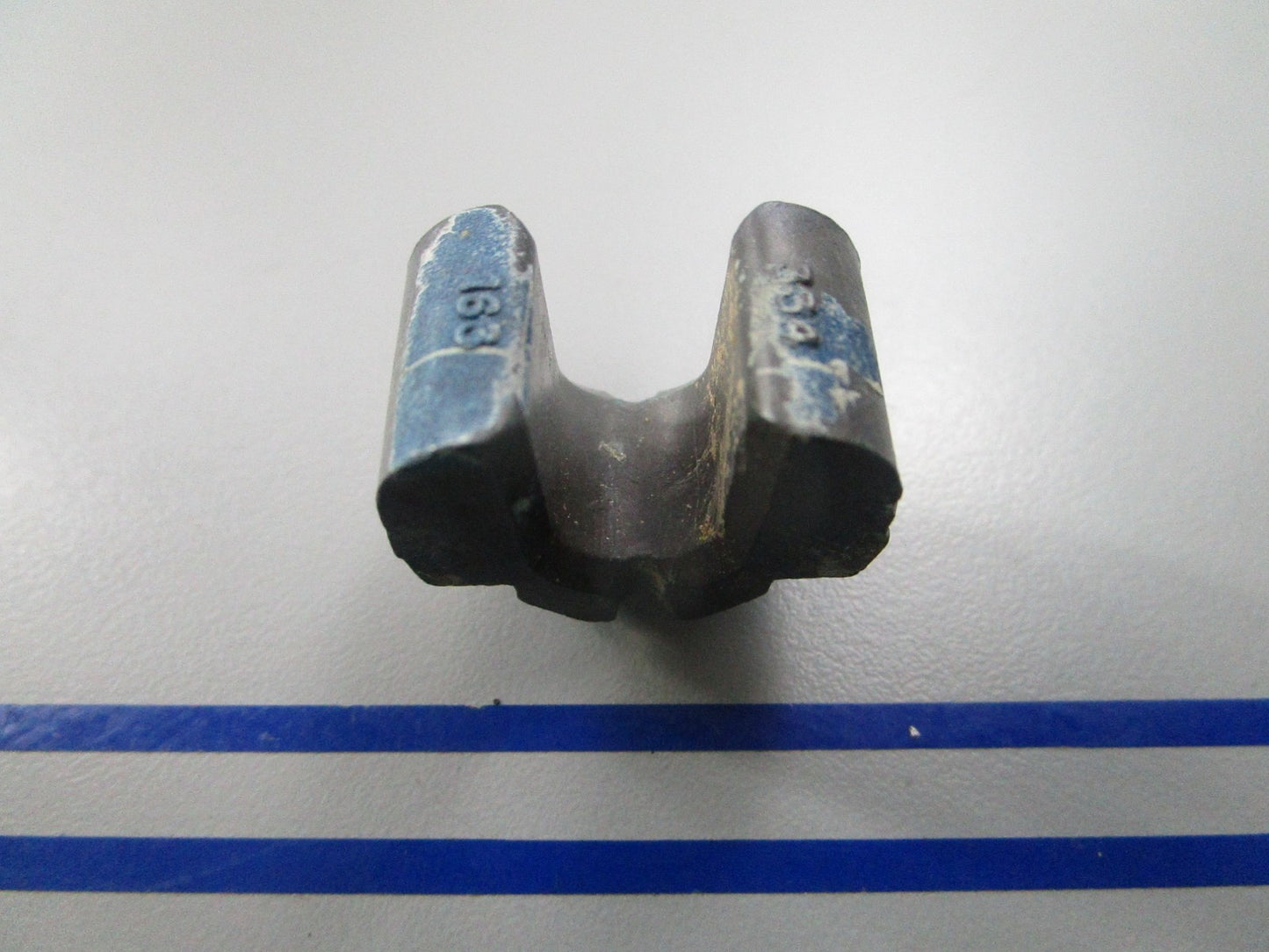 NEW OEM 334163 0334163 OMC Johnson Evinrude Shift Cradle 0810