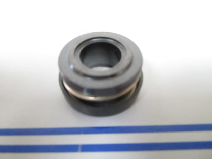 *NEW OEM* 0810 Volvo Penta Seal 460839