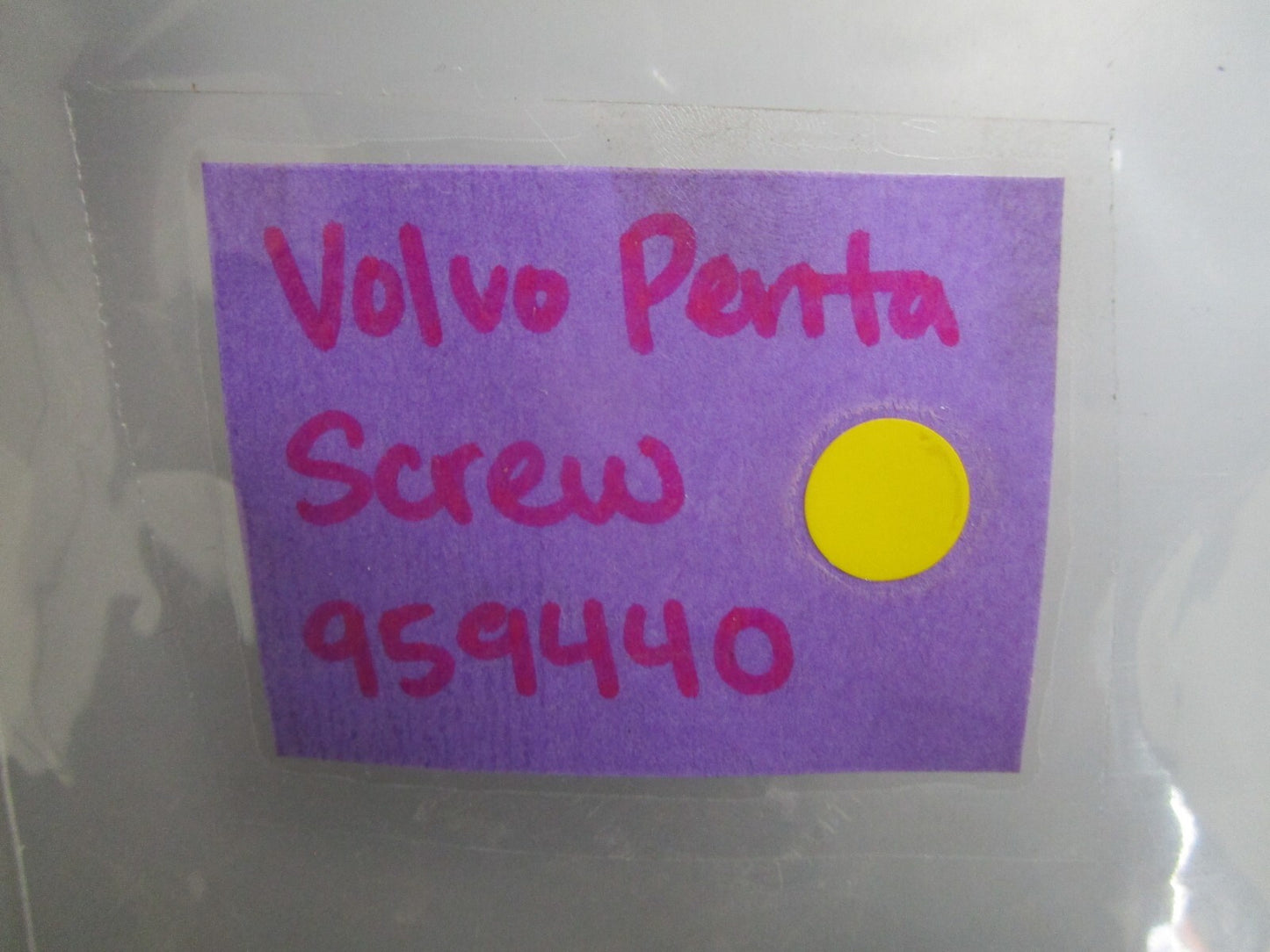 *NEW OEM* 0810 Volvo Penta Screw 959440