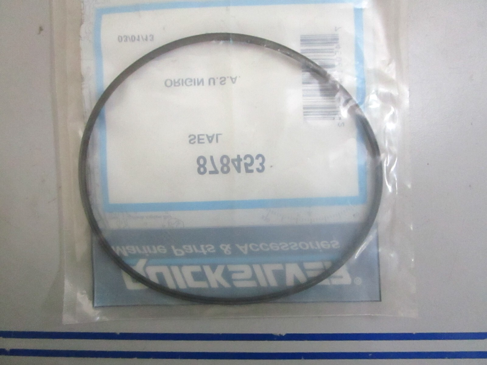 *NEW OEM* 0810 Mercury Quicksilver Seal 878453