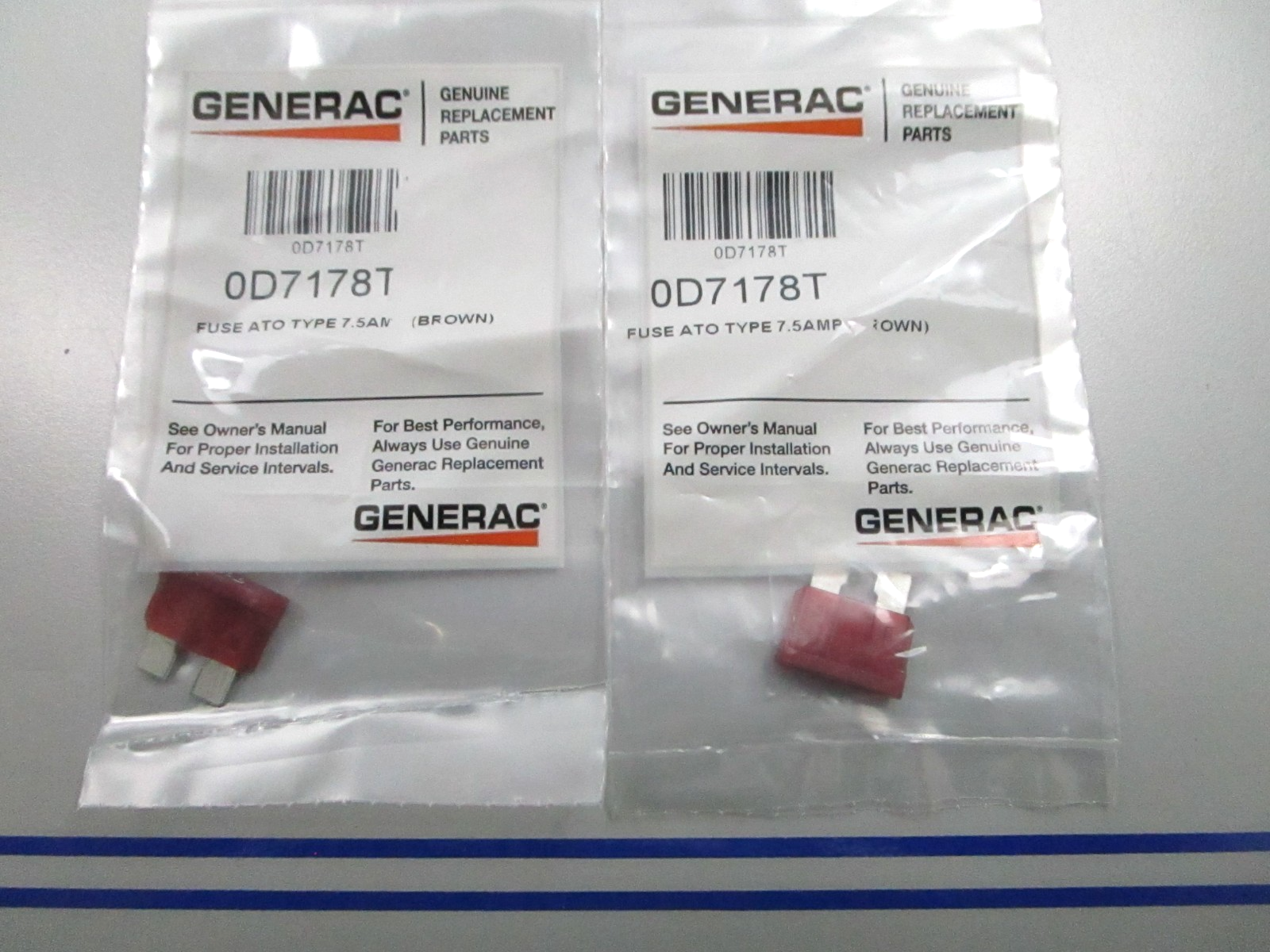 *NEW OEM* (LOT OF 2) 0810 Generac 7.5 AMP Fuse 0D7178T