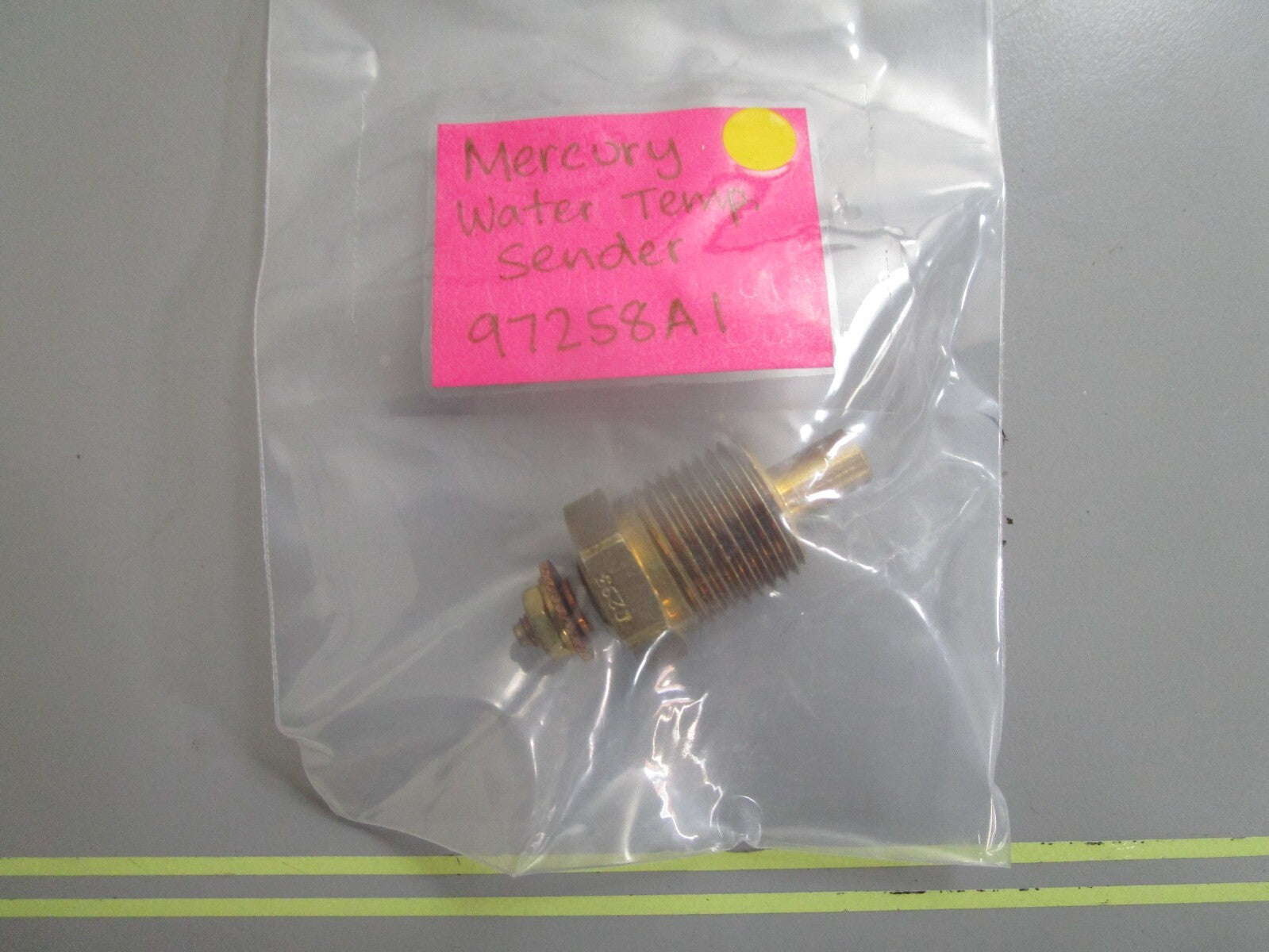 *NEW OEM* 0810 Mercury Quicksilver Water Temperature Sender 97258A1
