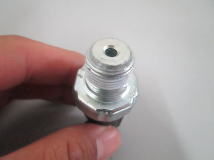 Volvo Penta 3852215 Oil Pressure Switch 3.0L 4.3L 5.0L 5.7L 8.1L NEW OEM 0820
