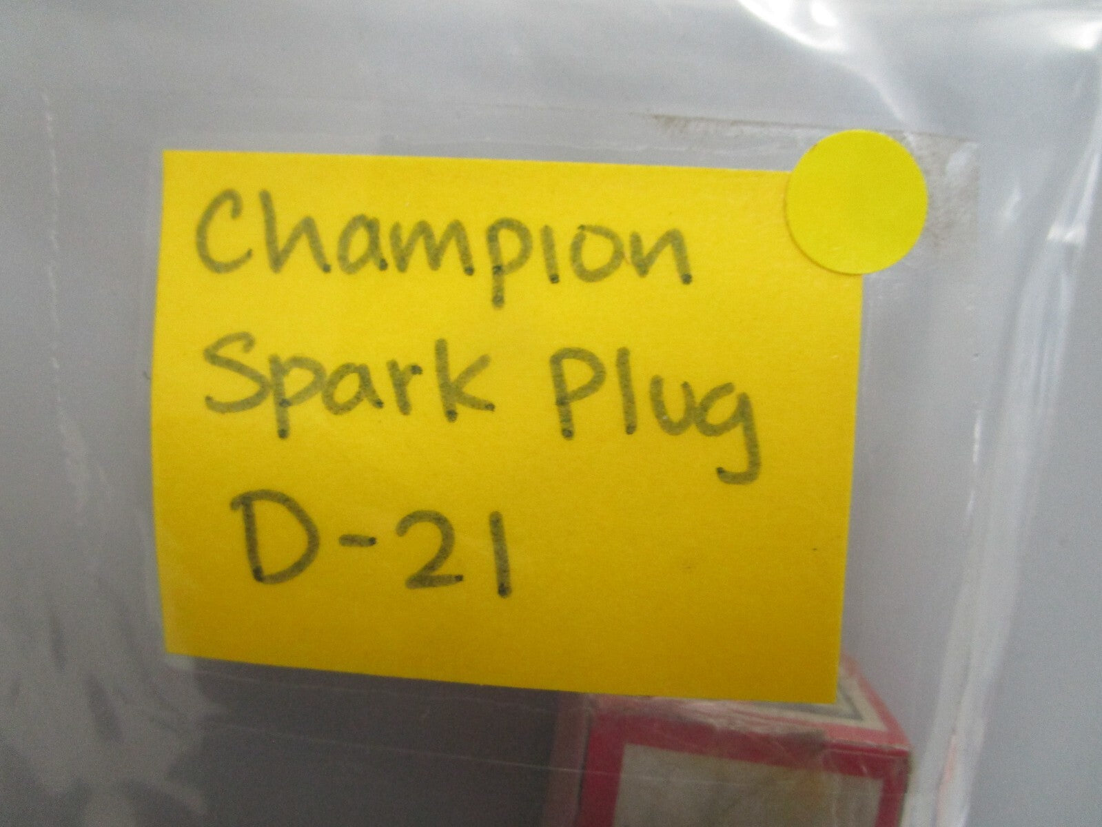 *NEW*  0810 Champion Spark Plug D-21