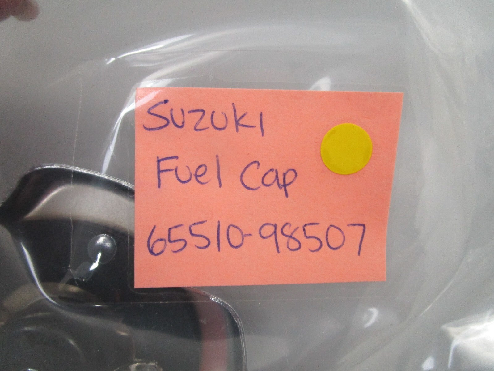 *NEW OEM* 0750 Suzuki FUEL CAP 65510-98507