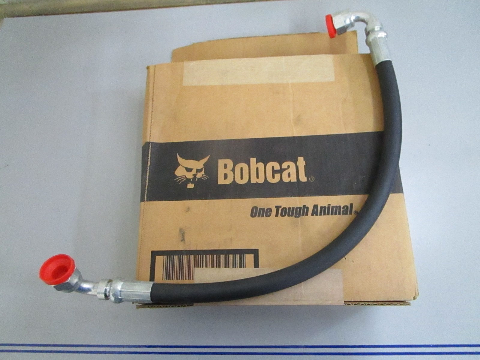 *NEW OEM* 0820 Bobcat Hose 6567026