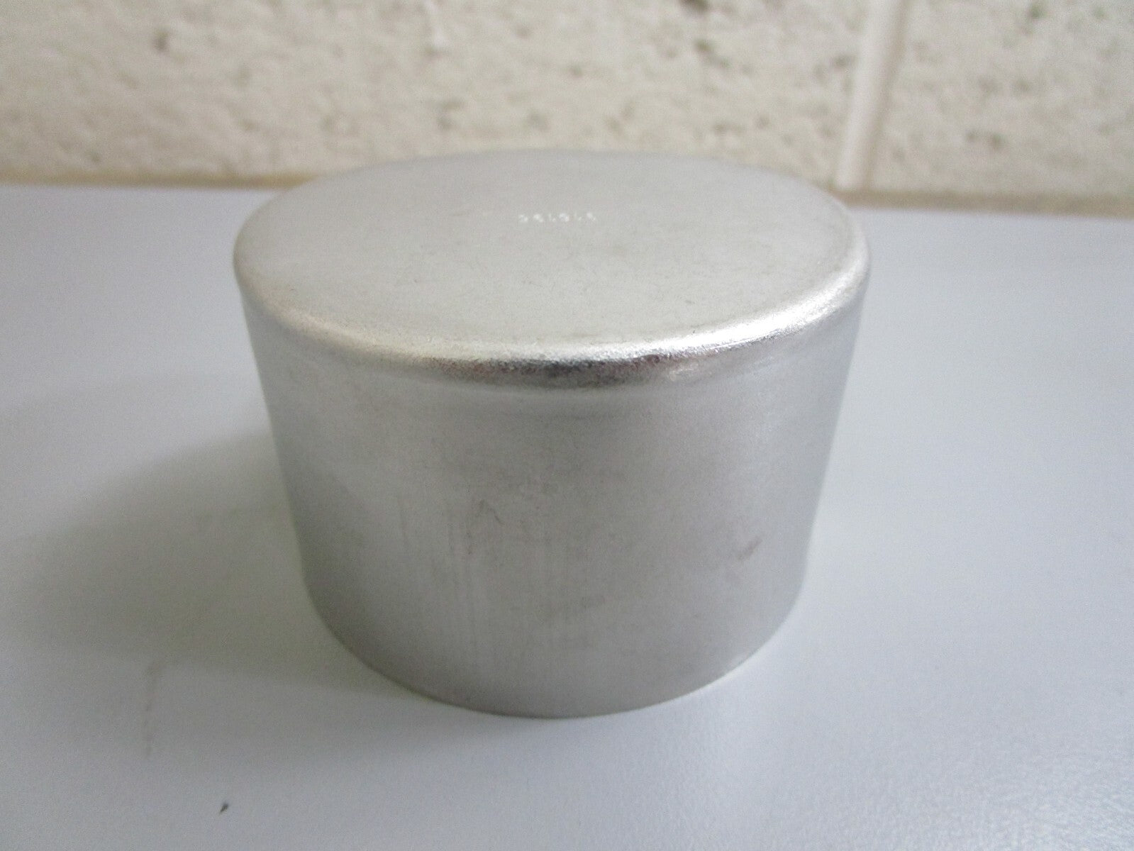 *NEW OEM* 0820 OMC Johnson Evinrude Water Pump Liner 3853726