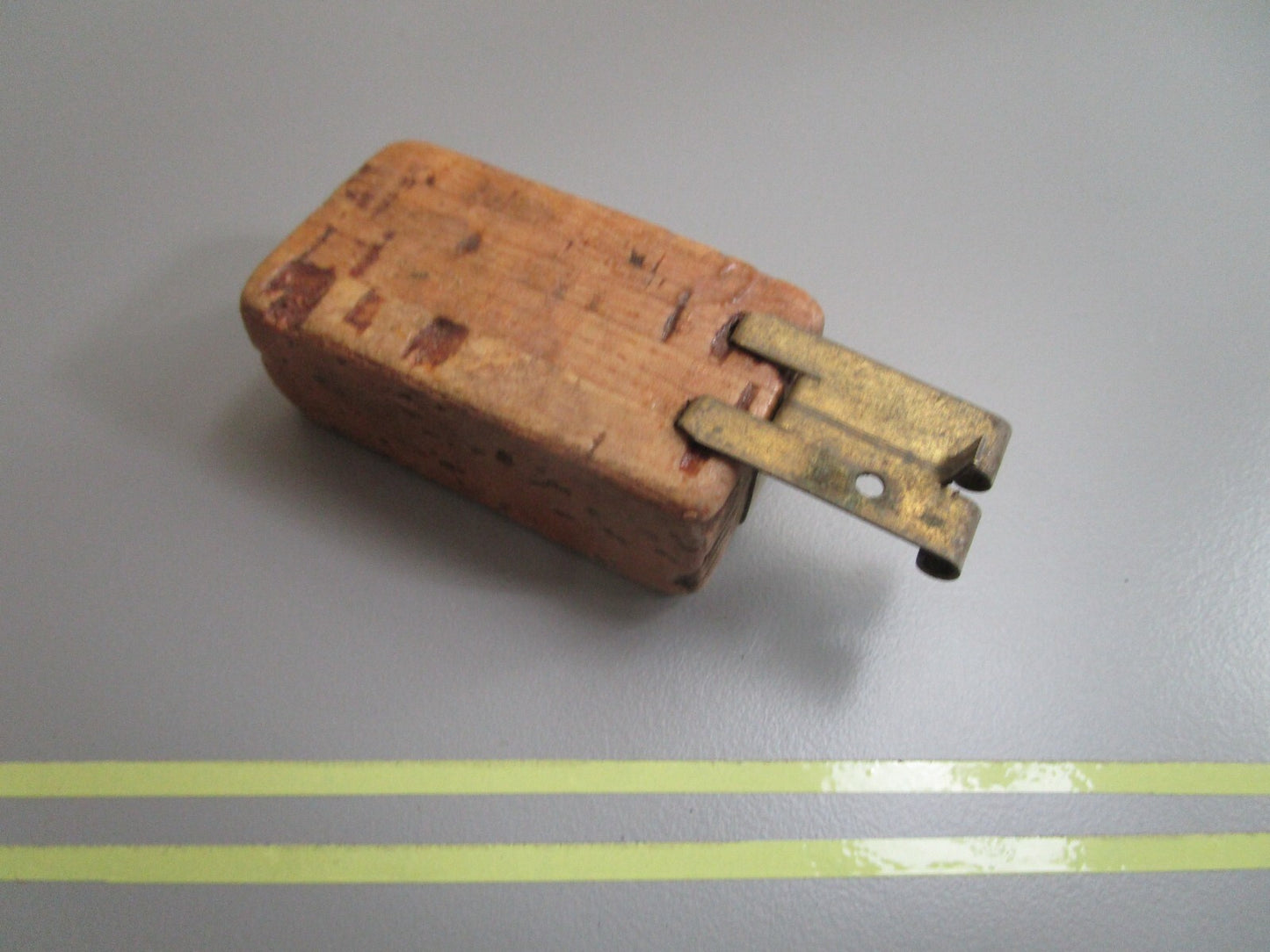 *NEW OEM* 0810 OMC Johnson Evinrude Float 377164 0377164