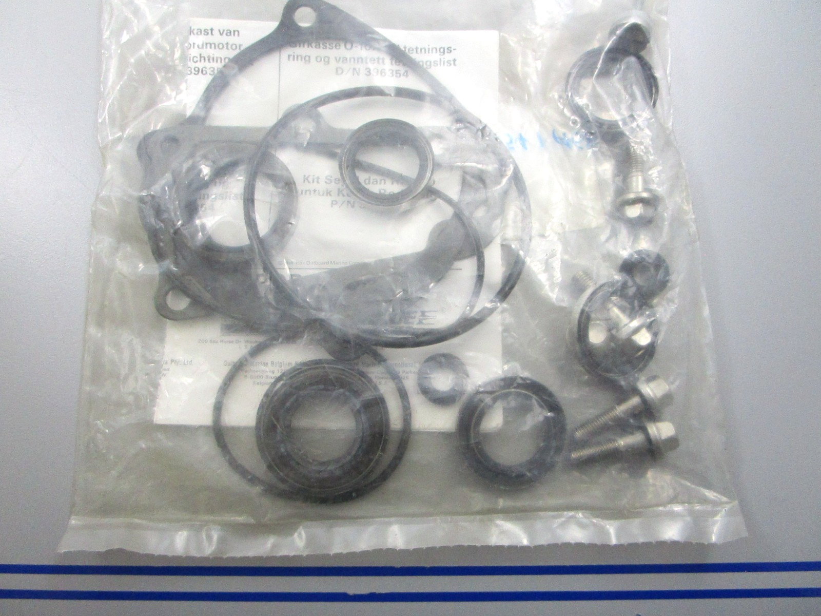 *NEW OEM* 0810 OMC Johnson Evinrude Seal Kit 396354 0396354