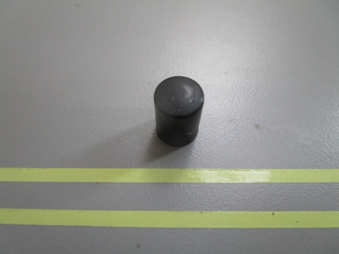 *NEW OEM* 0810 OMC Johnson Evinrude Throttle Stop Cap 318660 0318660