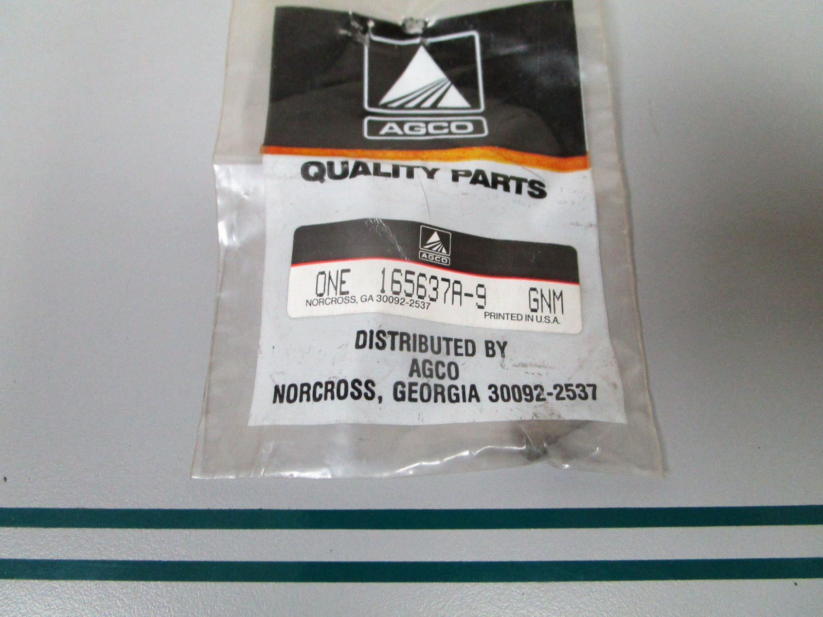 NEW OEM 165637A AGCO Guide 0810