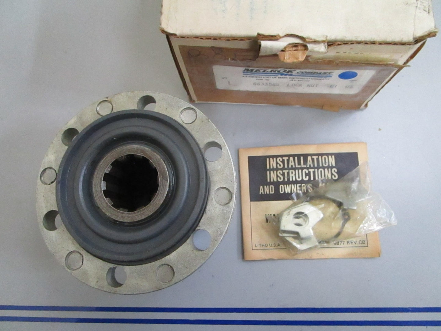 *NEW OEM* 0820 Bobcat Lock Nut 6633565
