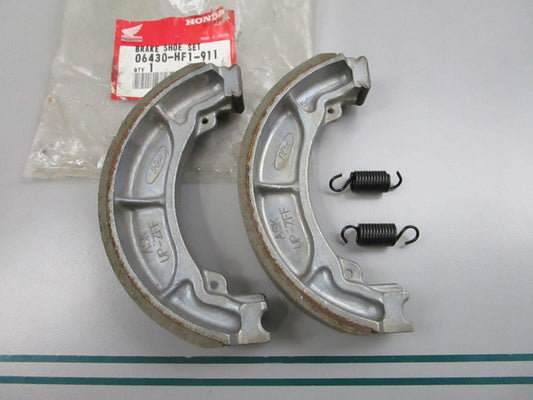 NEW OEM 06430-HF1-911 Honda Brake Shoe Set 0810