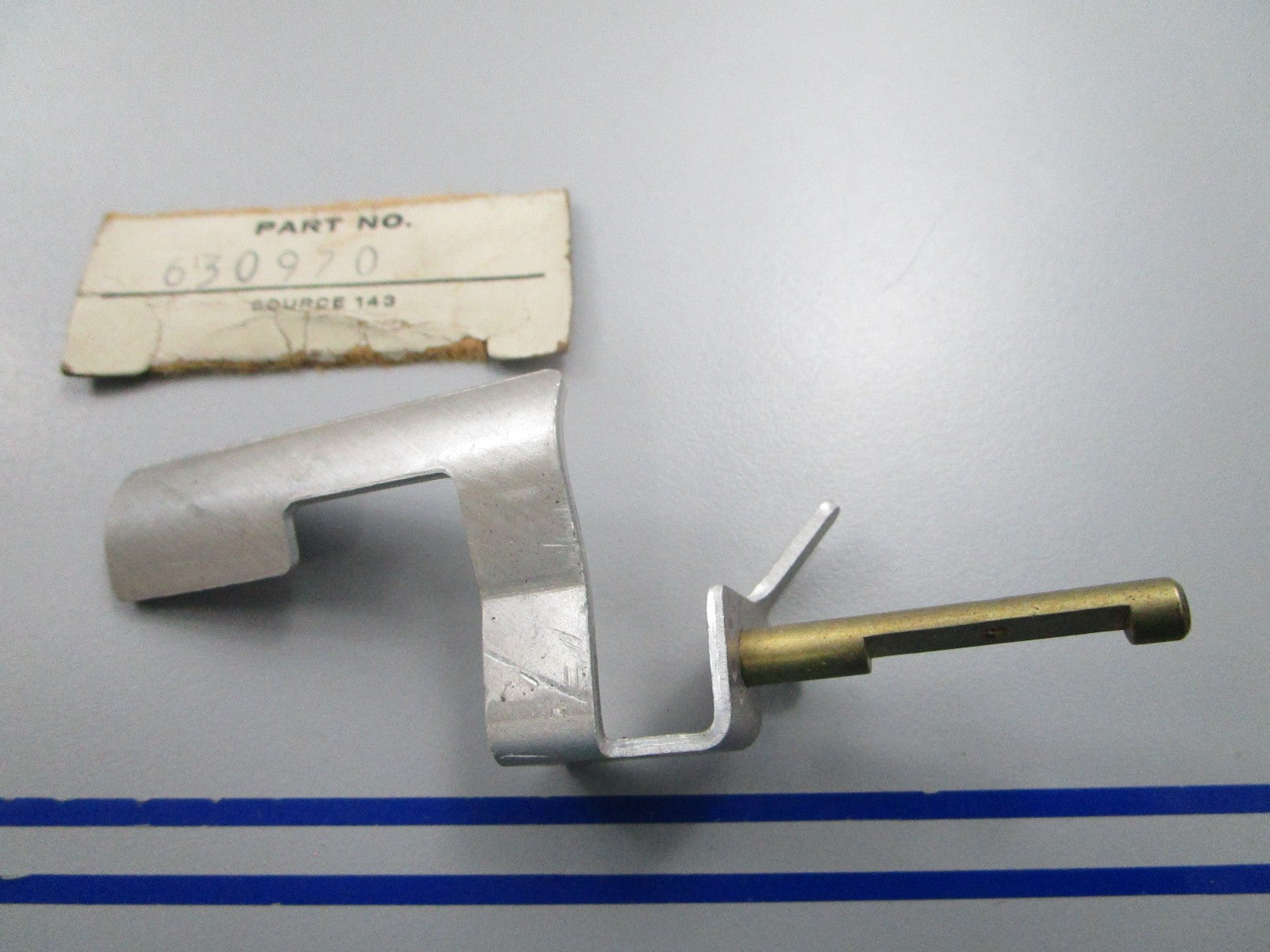 NEW OEM 630970 Tecumseh Shaft & Lever 0810