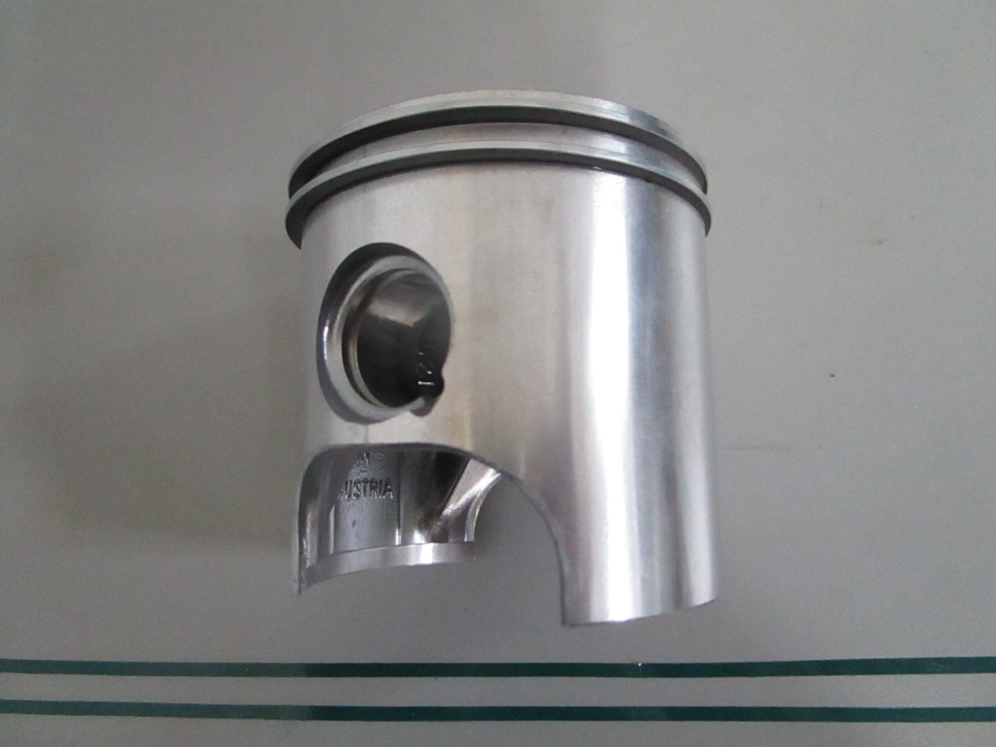 Polaris NEW OEM Piston 2201396 NOS Genuine Factory Snowmobile Engine Part 0820