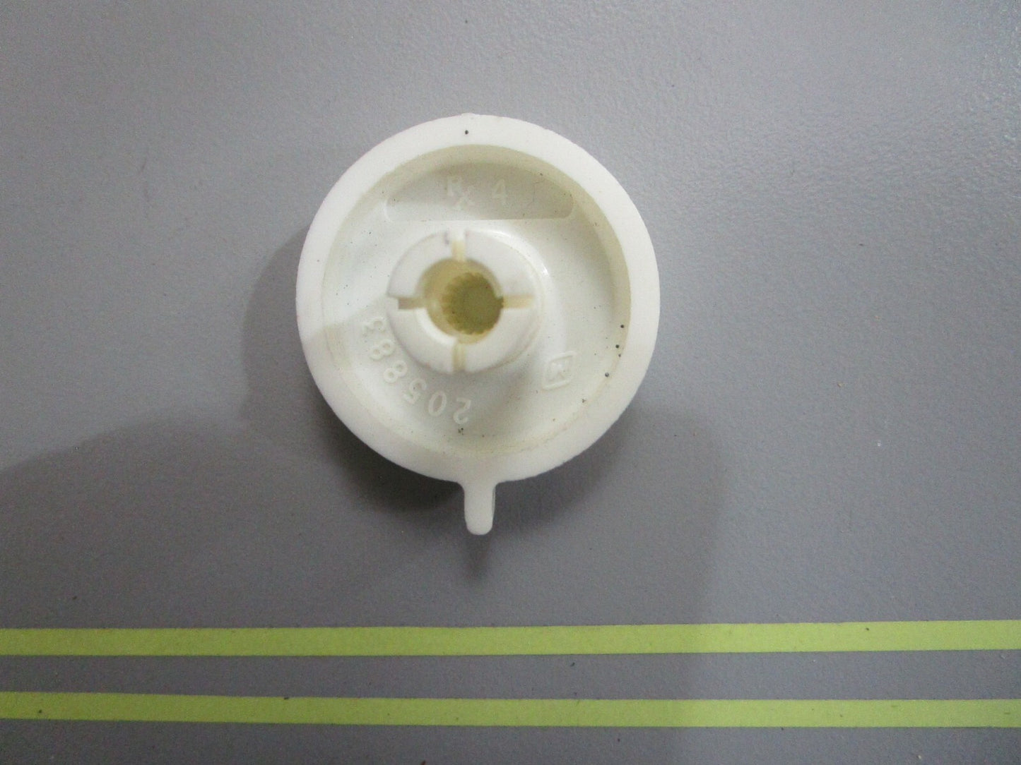 *NEW OEM* 0820 OMC Johnson Evinrude Adjustment Knob 205883 0205883