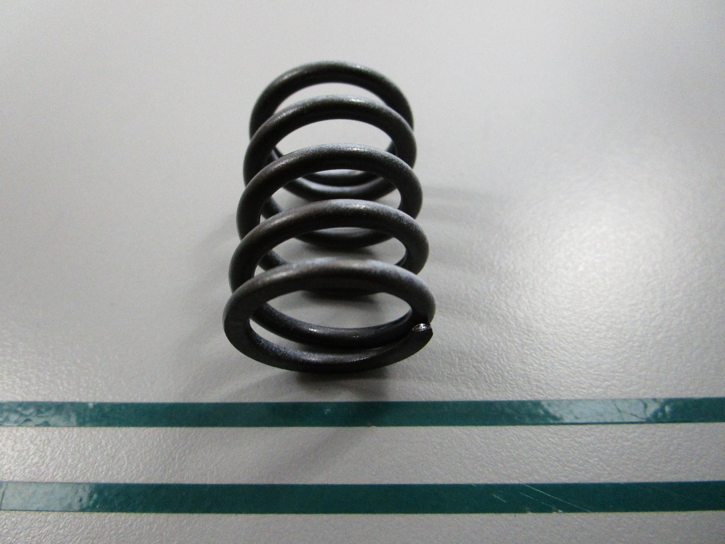 NEW OEM 49078-1203 Kawasaki Engine Valve Spring 0810