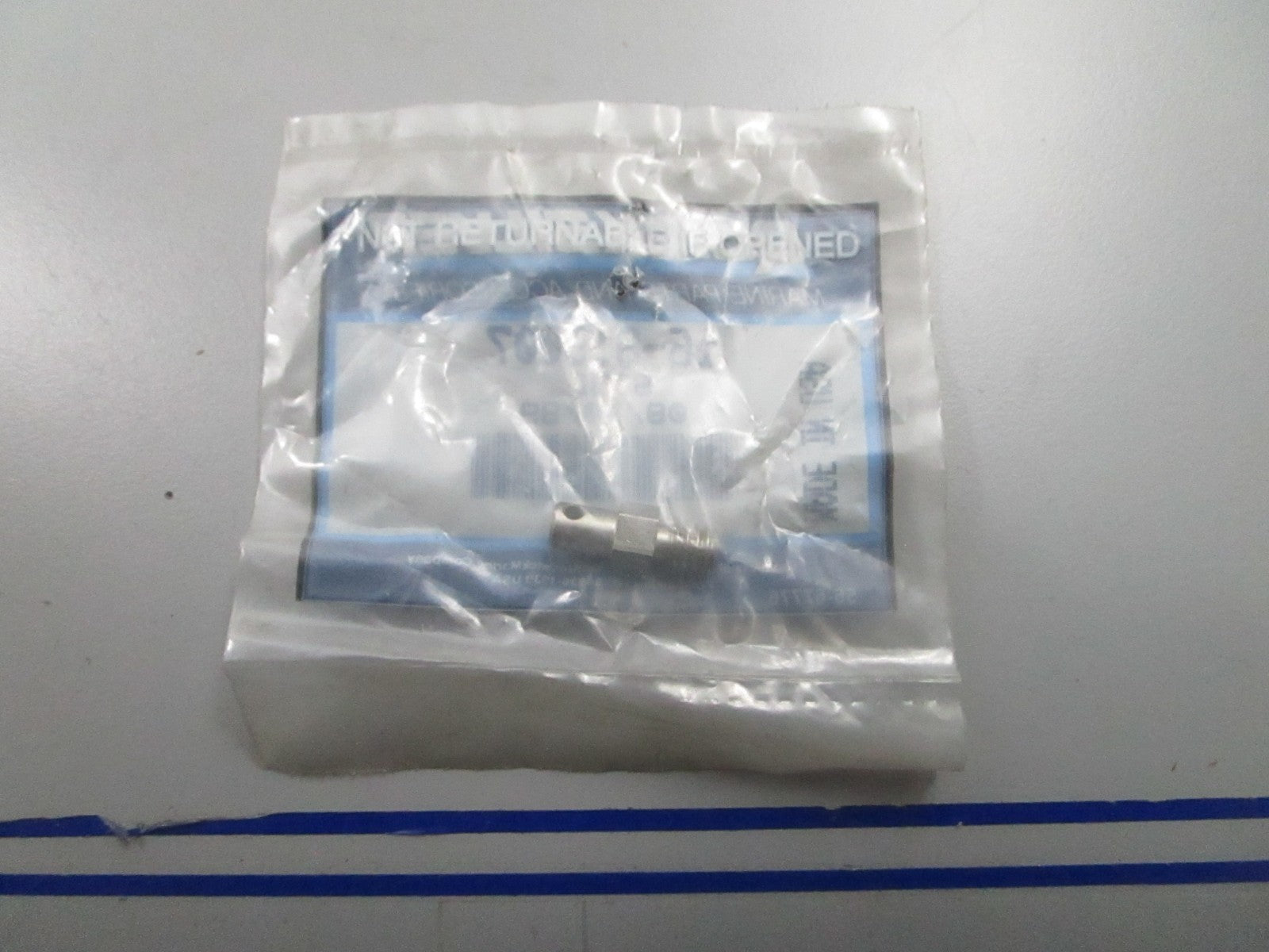 *NEW OEM* 0810 Mercury Quicksilver Stud 16-819007