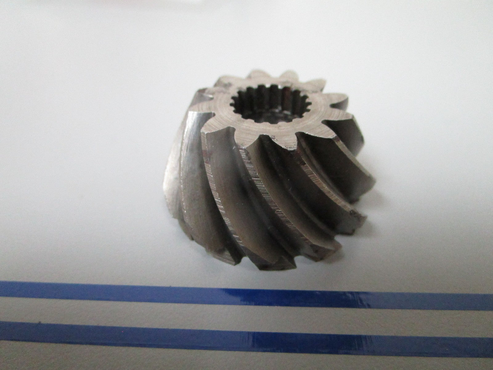 NEW OEM 315533 0315533 OMC Johnson Evinrude Pinion Gear 0720