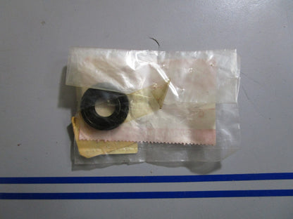 *NEW OEM* 0810 Suzuki Cam Shaft Oil Seal 09282-10008