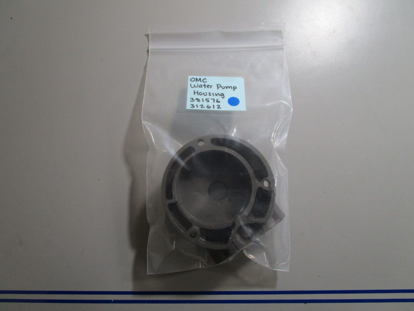 *NEW OEM* 0770 OMC Johnson Evinrude Water Pump Housing 381576 312612